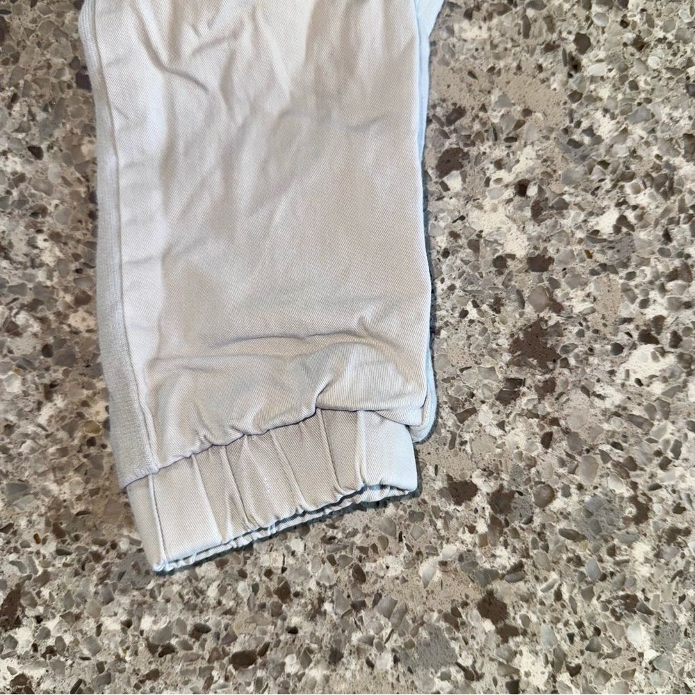 Cat & Jack l Light Gray Kids Jogger Pants l Boy’s Size: 3T - Picture 9 of 10